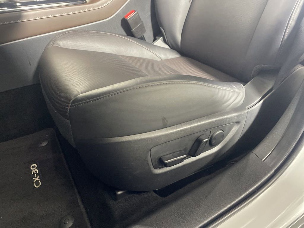 Certified 2025 MAZDA CX-30 2.5 Turbo w/ Premium Plus Pkg image 11