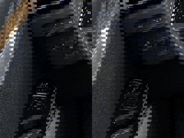 New 2026 Cadillac Escalade Platinum Luxury w/ LPO, Radiant Package image 22