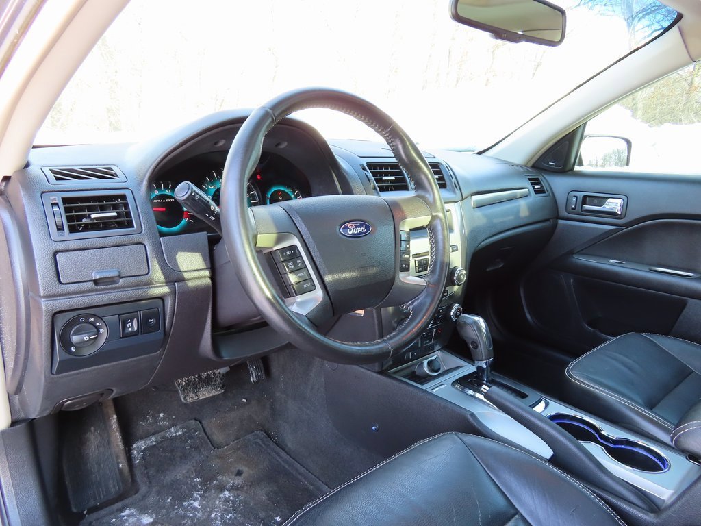 Used 2010 Ford Fusion SEL image 19