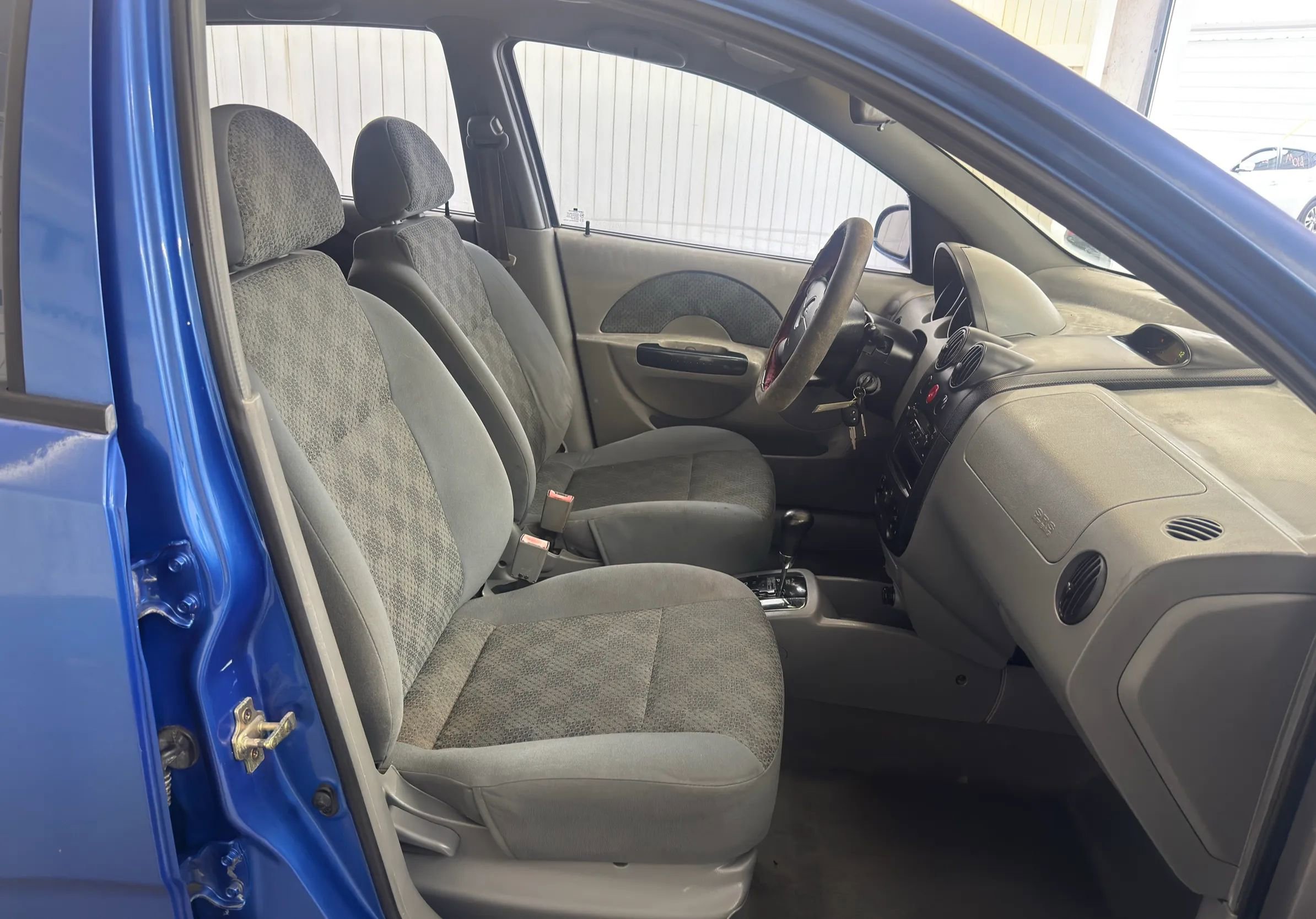 Used 2004 Chevrolet Aveo Hatchback image 10