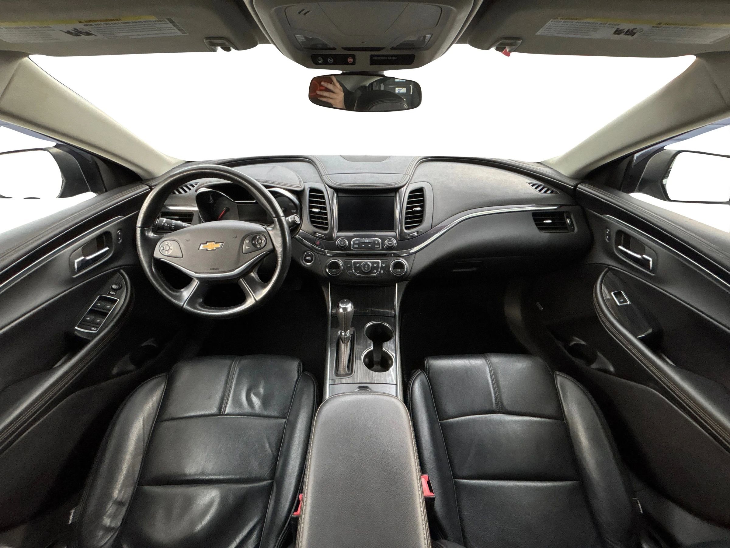 Used 2018 Chevrolet Impala LT w/ LT Entertainment Package FWD image 17