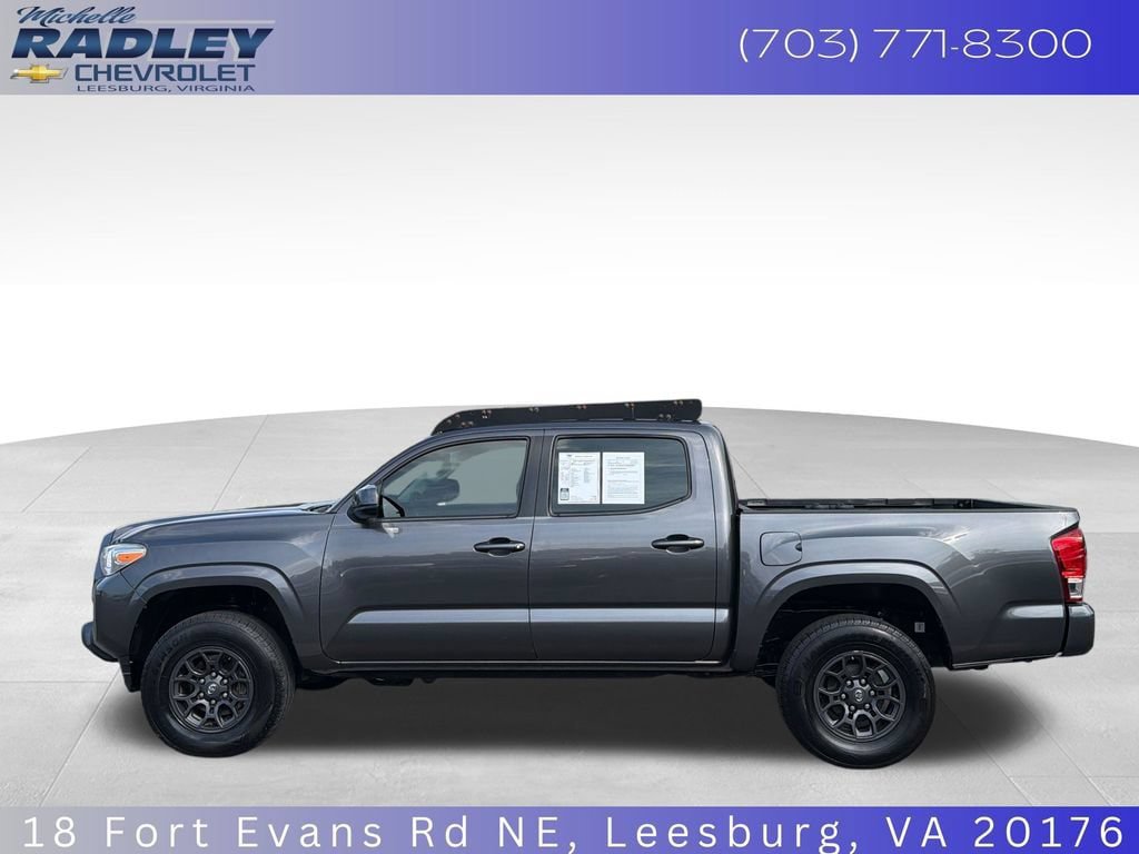 Used 2016 Toyota Tacoma SR w/ Towing Package AWD/4WD image 16