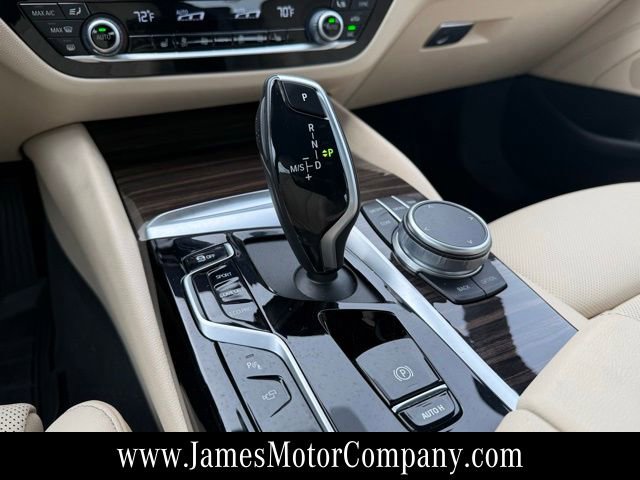 Used 2021 BMW 530i xDrive image 14