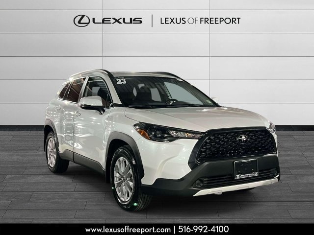Used 2023 Toyota Corolla Cross LE w/ Moonroof Package AWD/4WD image 1