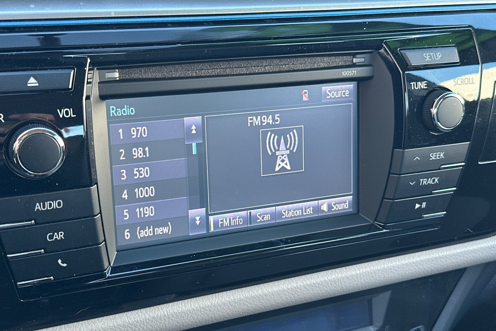 Used 2016 Toyota Corolla LE FWD image 22