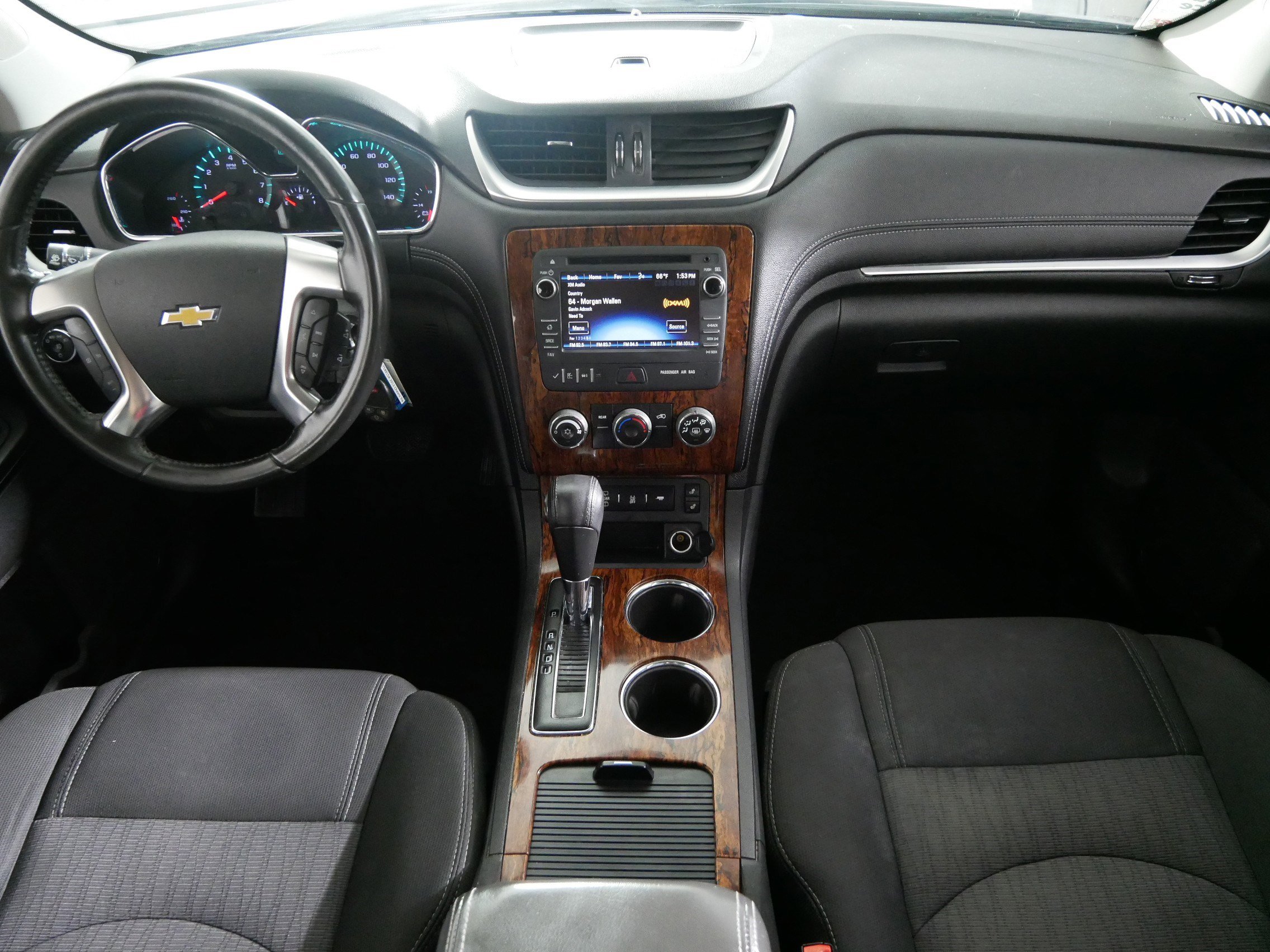 Used 2013 Chevrolet Traverse LT w/ All-Star Edition AWD/4WD image 10