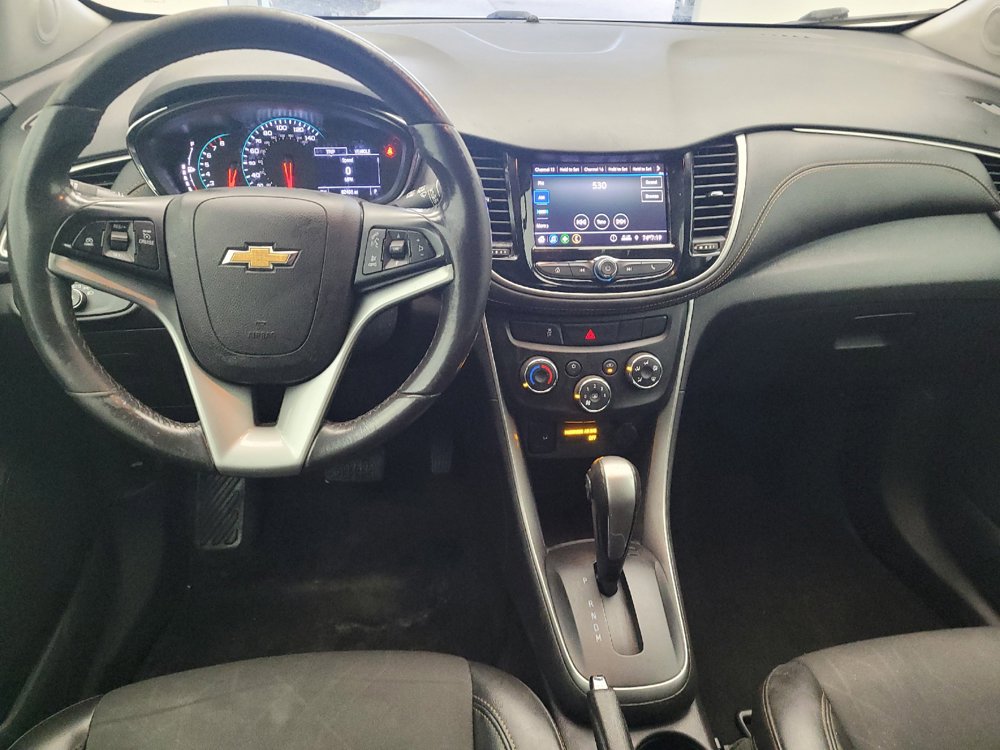 Used 2020 Chevrolet Trax LT w/ LT Convenience Package FWD image 22