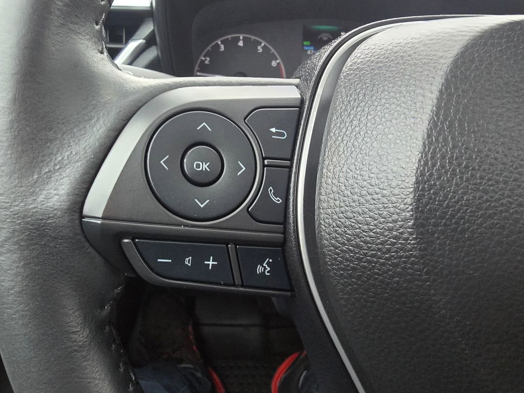 Used 2024 Toyota Corolla Cross SE w/ Moonroof Package image 20