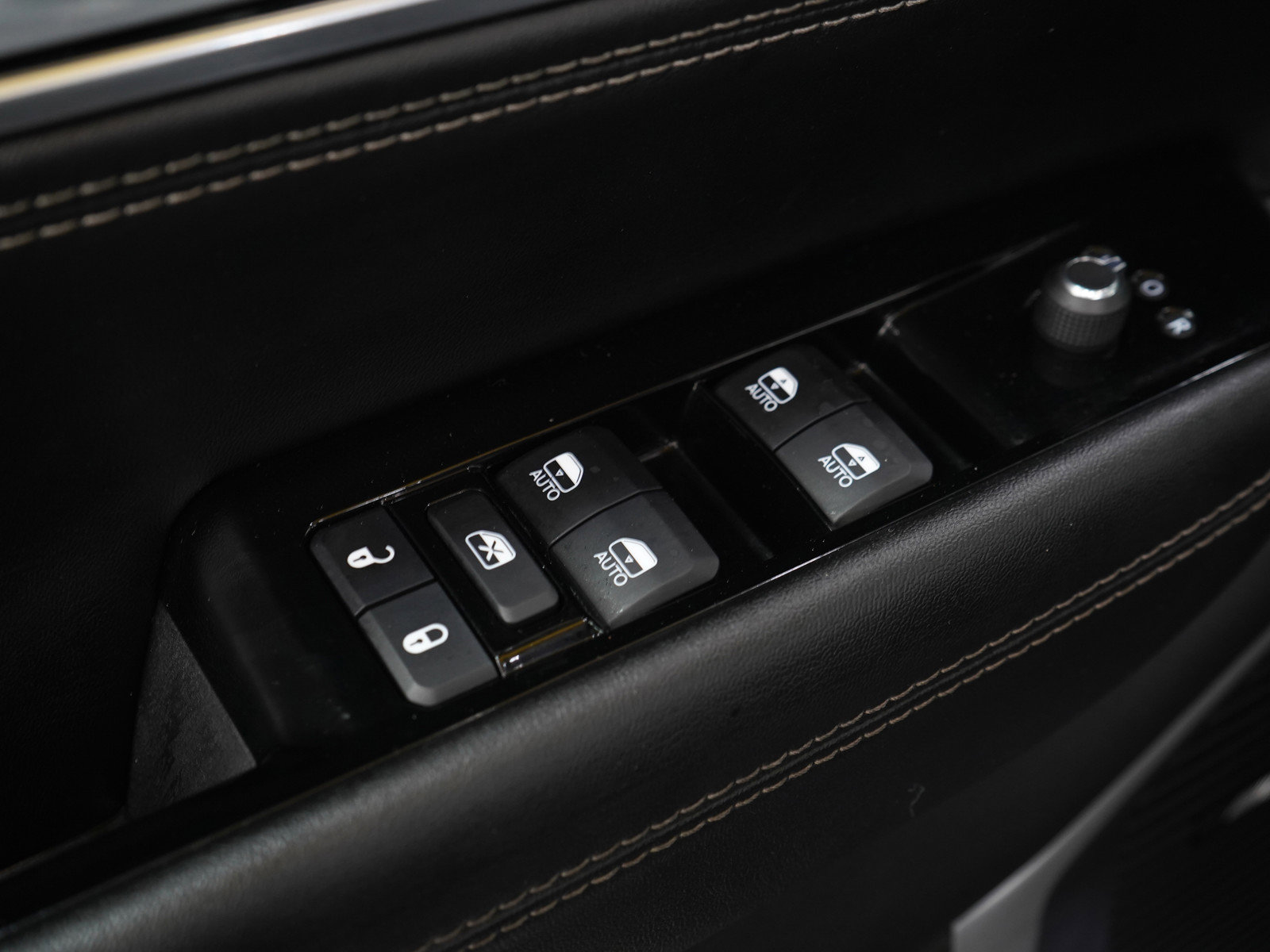 Used 2024 Jeep Wagoneer Series II image 26