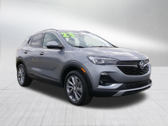 Used 2023 Buick Encore GX Essence w/ Experience Buick Package image 9