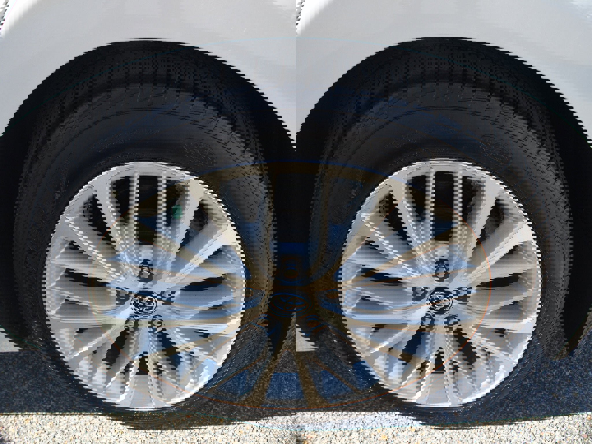 Used 2019 Toyota Camry XLE image 26