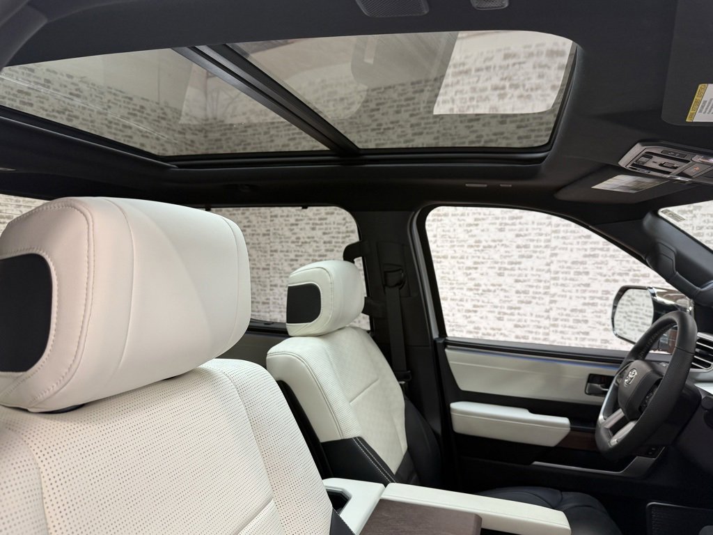 Used 2022 Toyota Tundra Capstone image 13