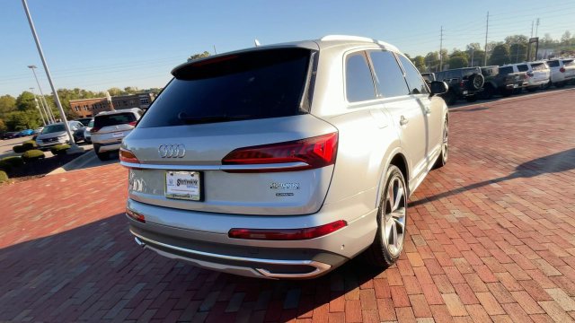 Used 2024 Audi Q7 3.0T Premium Plus AWD/4WD image 9