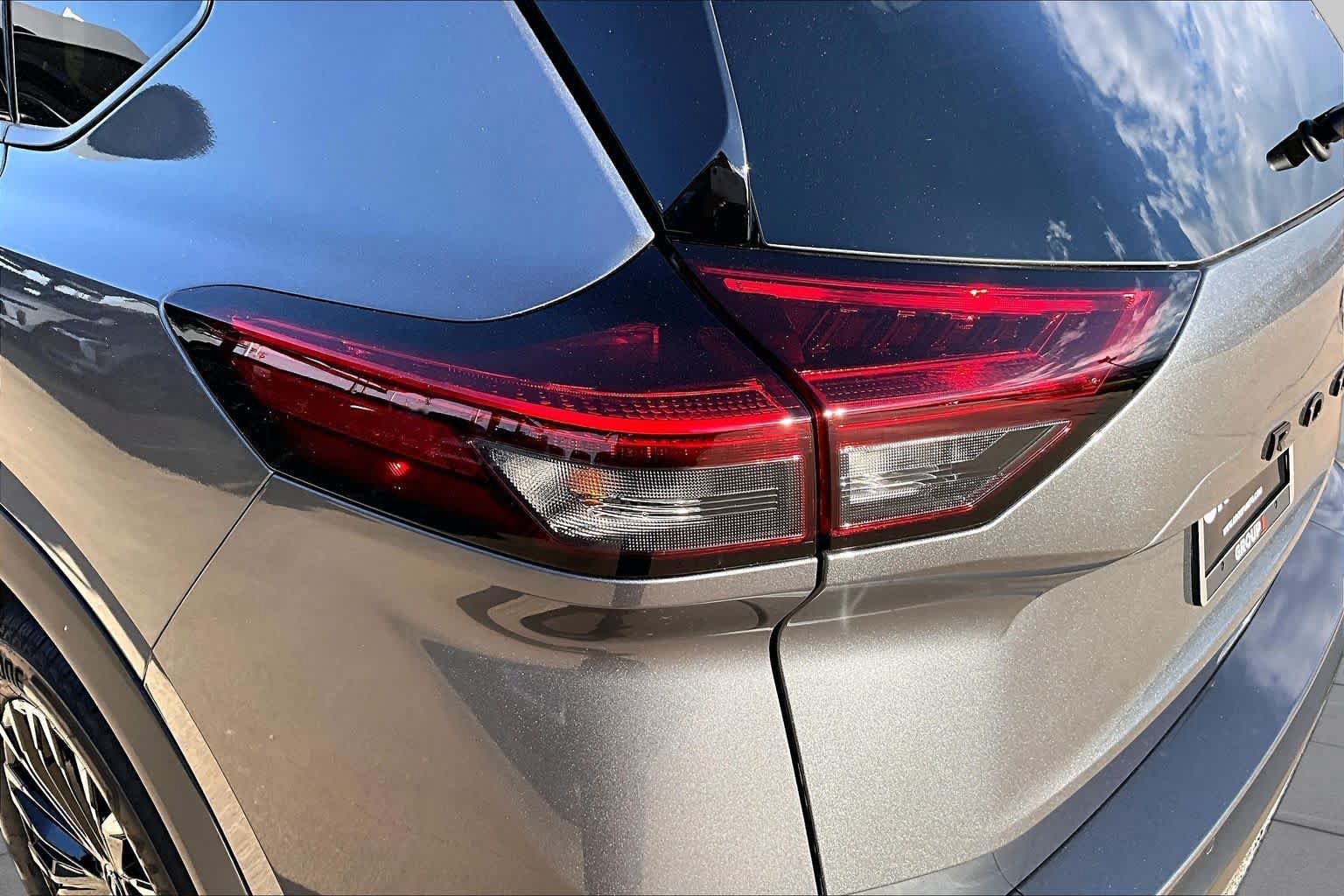 New 2027 Nissan Rogue Dark Armor FWD image 14