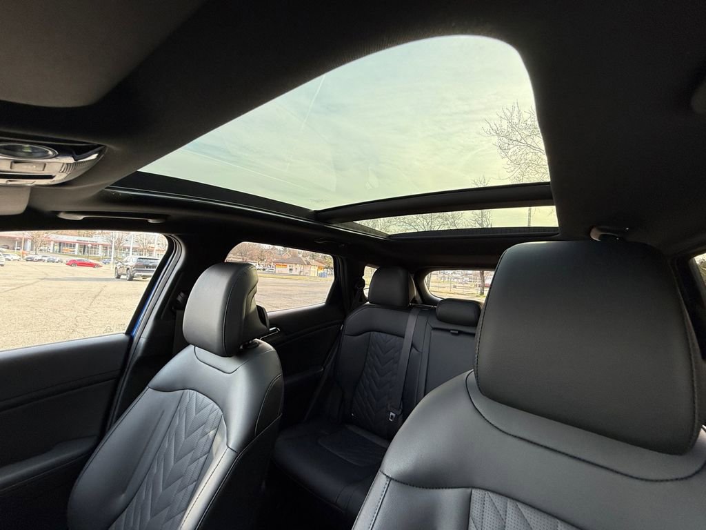 Used 2025 Kia Sportage X-Pro image 25