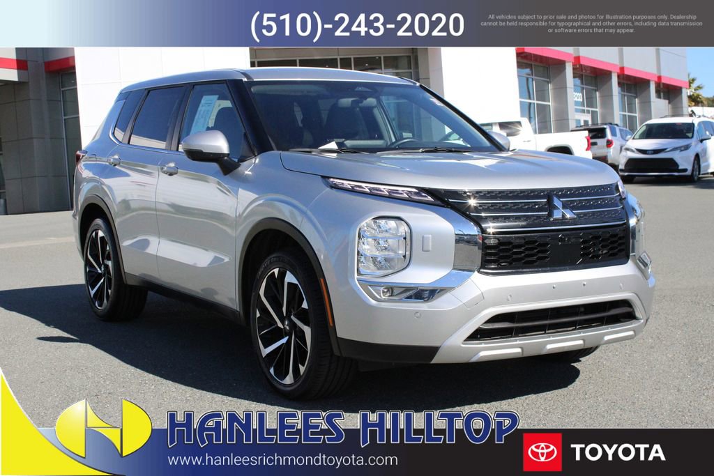 Used 2024 Mitsubishi Outlander SE image 5