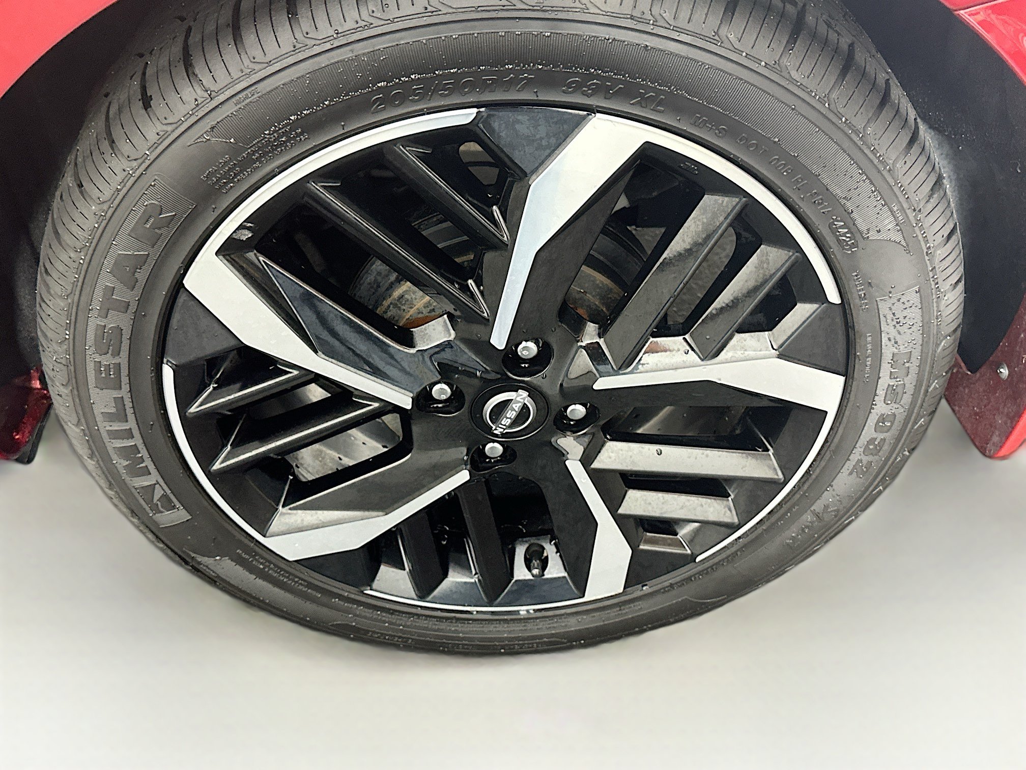 Used 2025 Nissan Versa SR w/ Trunk Package FWD image 11