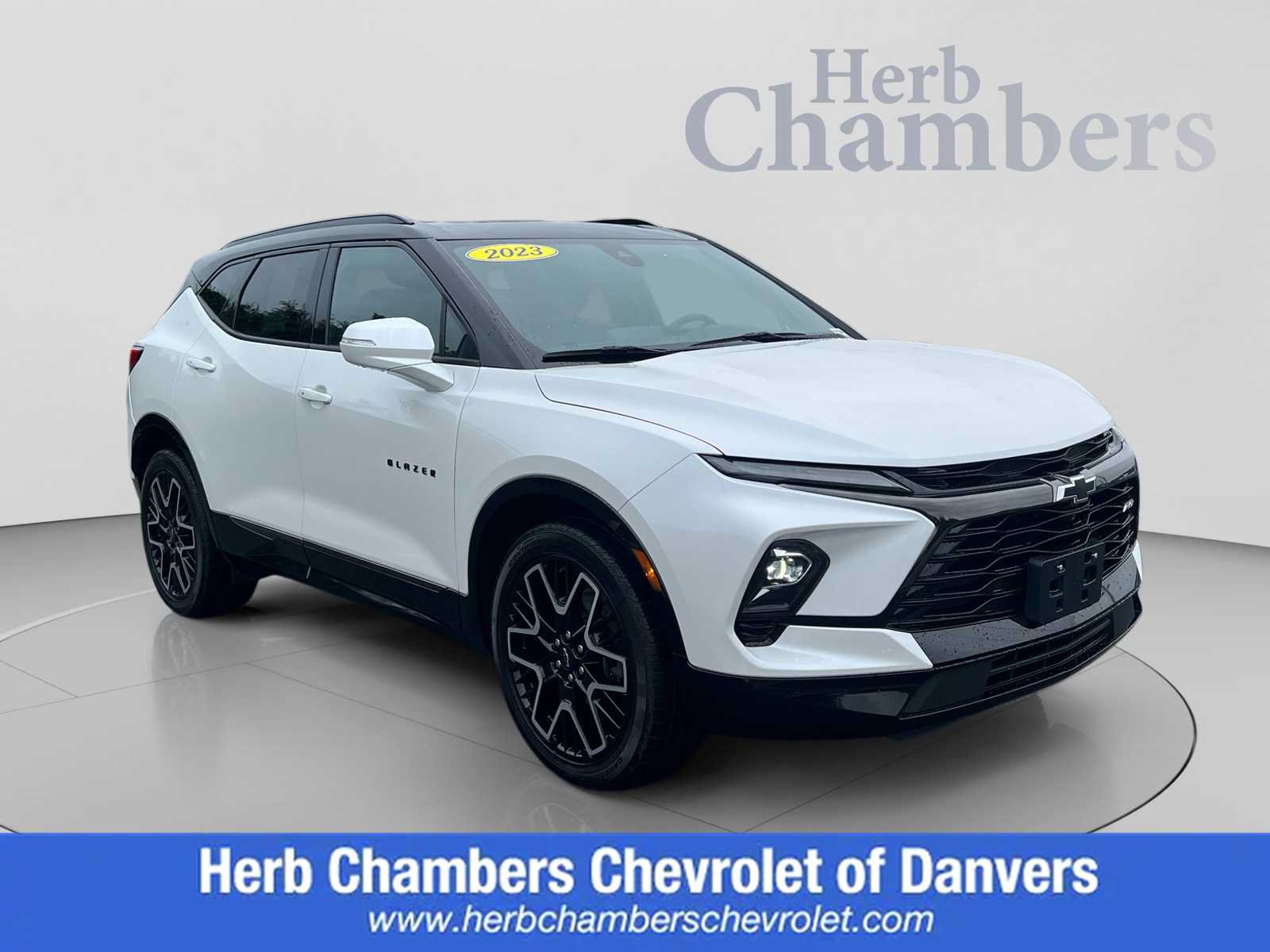Used 2023 Chevrolet Blazer RS w/ Driver Confidence II Package AWD/4WD image 1