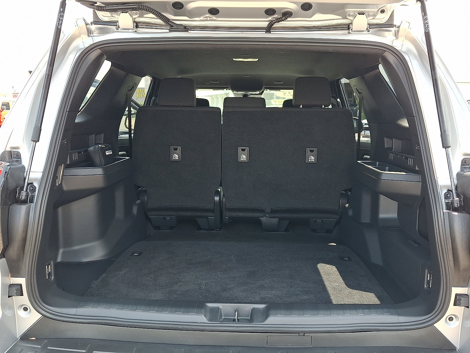 Certified 2025 Toyota 4Runner SR5 AWD/4WD image 28