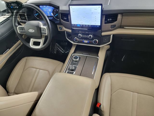 Used 2024 Ford Expedition Limited AWD/4WD image 34