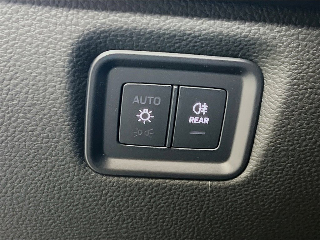 New 2026 Porsche Cayenne S image 11