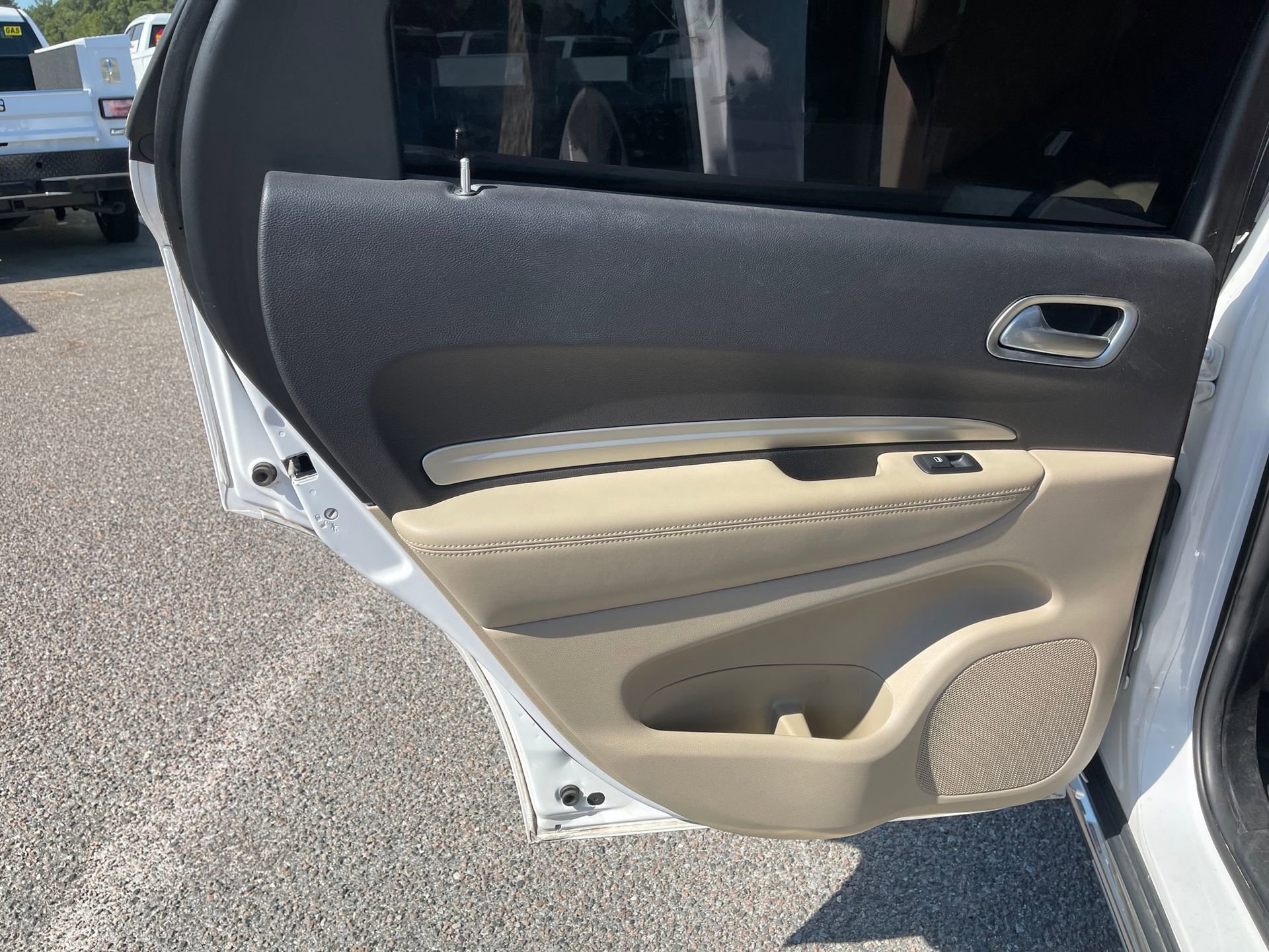 Used 2019 Dodge Durango SXT w/ 3rd Row Seating Group image 20