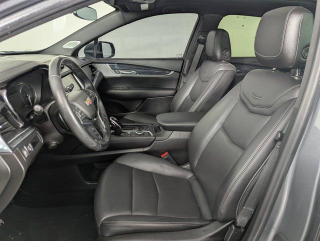 Used 2022 Cadillac XT5 Premium Luxury image 10