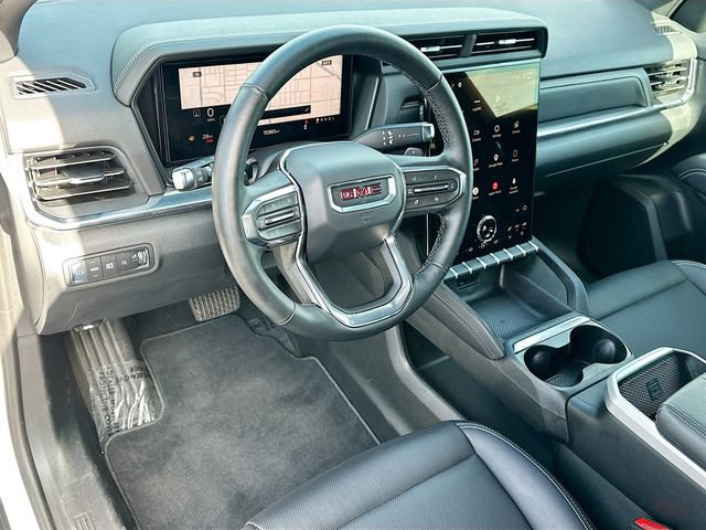 Used 2026 GMC Terrain Elevation w/ Elevation Premium Package FWD image 9