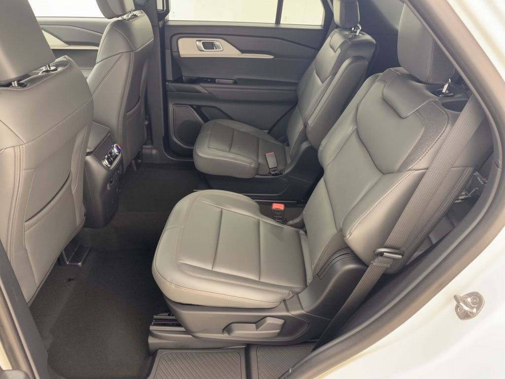 New 2027 Ford Explorer Active w/ Active Comfort Package RWD image 25