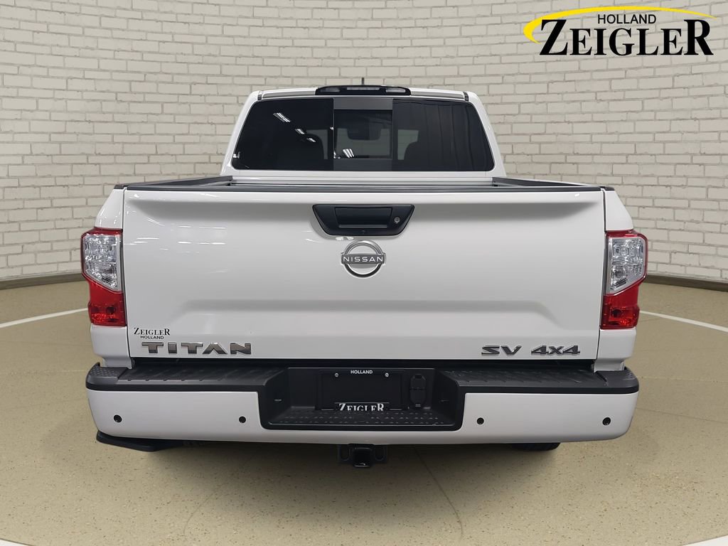 Certified 2024 Nissan Titan SV w/ SV Convenience Package image 6