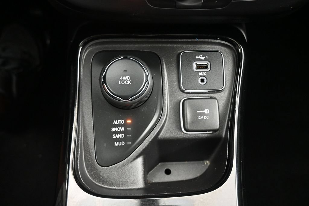 Used 2019 Jeep Compass Latitude AWD/4WD image 19