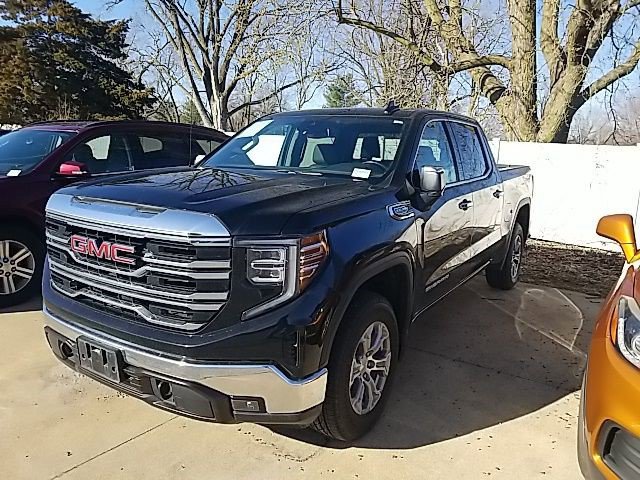 Certified 2025 GMC Sierra 1500 SLT image 19
