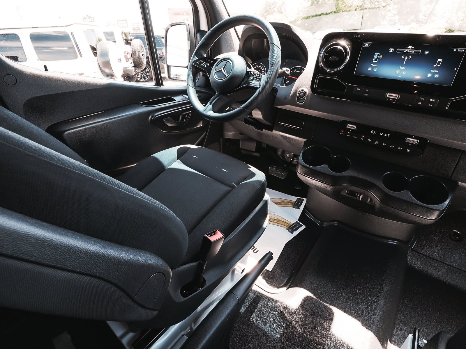 Used 2026 Mercedes-Benz Sprinter 2500 image 30