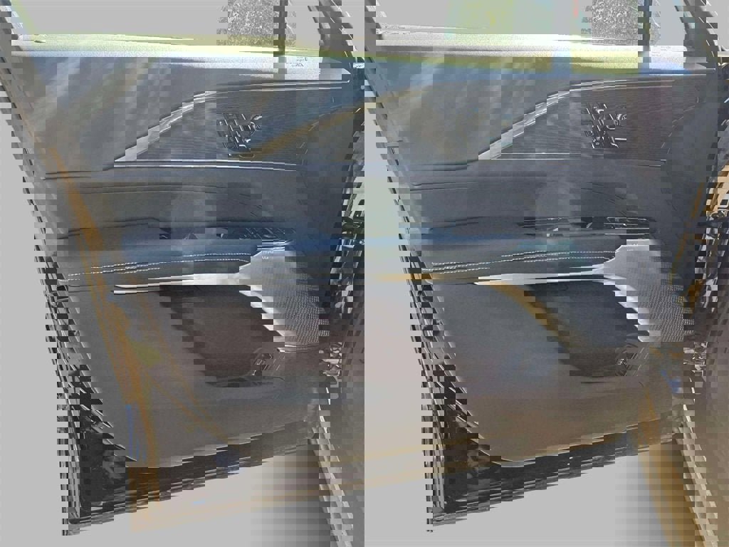 New 2024 Cadillac Lyriq Sport image 14