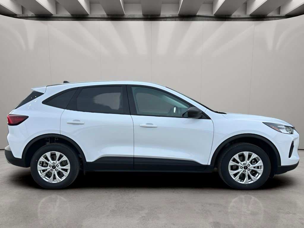 Used 2025 Ford Escape Active image 6