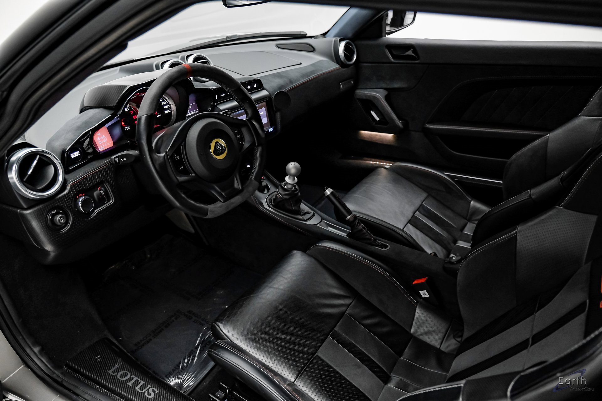 Used 2021 Lotus Evora image 42