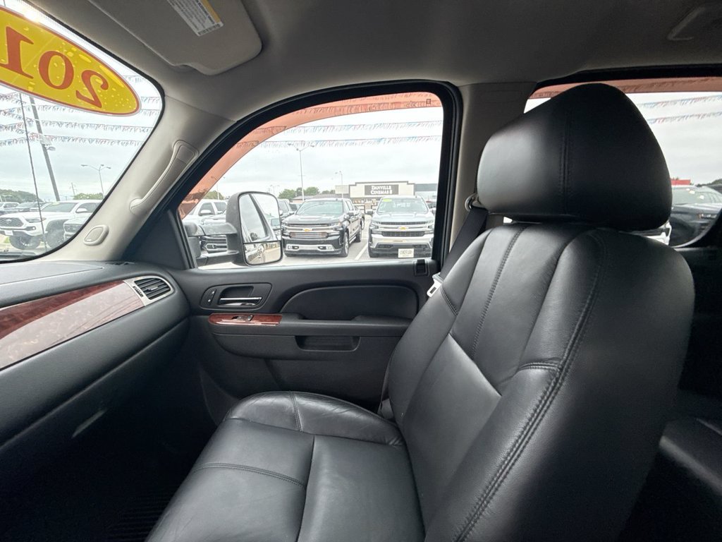 Used 2011 Chevrolet Silverado 3500 LTZ w/ LTZ Plus Package AWD/4WD image 23