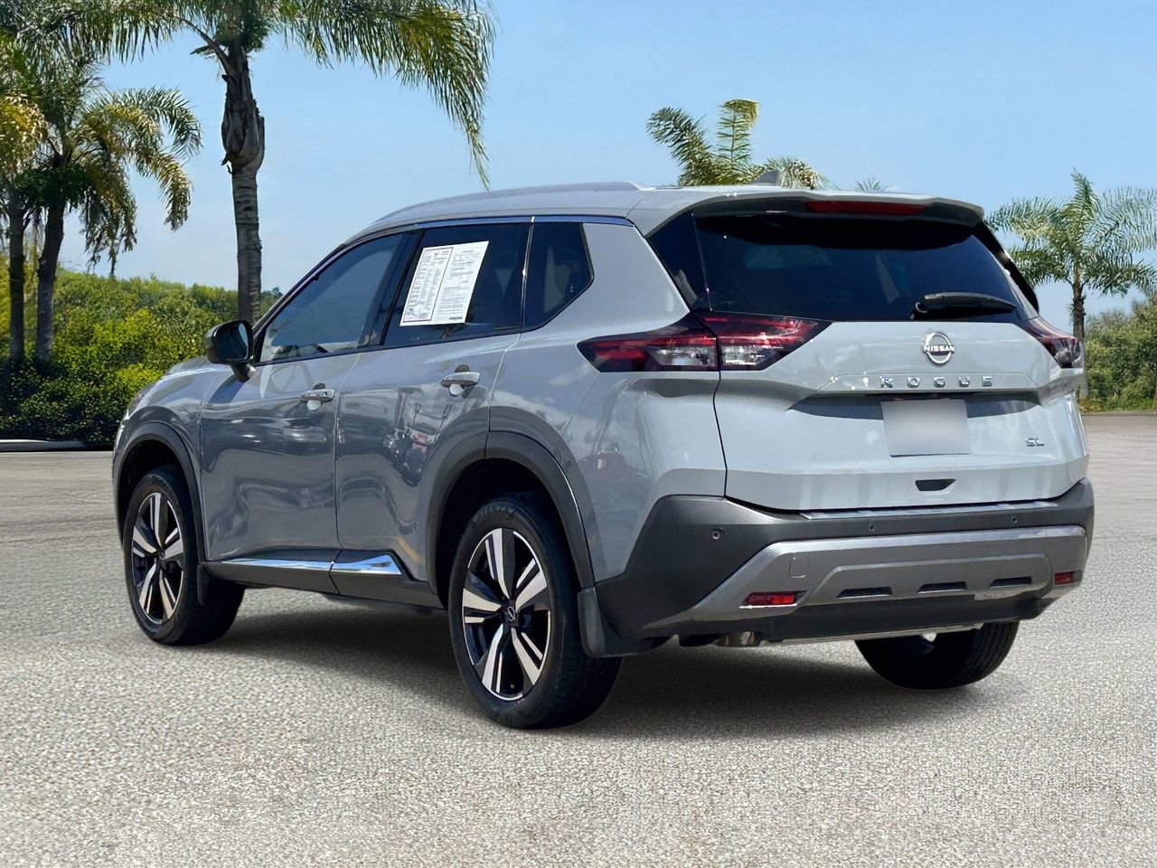 Certified 2023 Nissan Rogue SL image 2