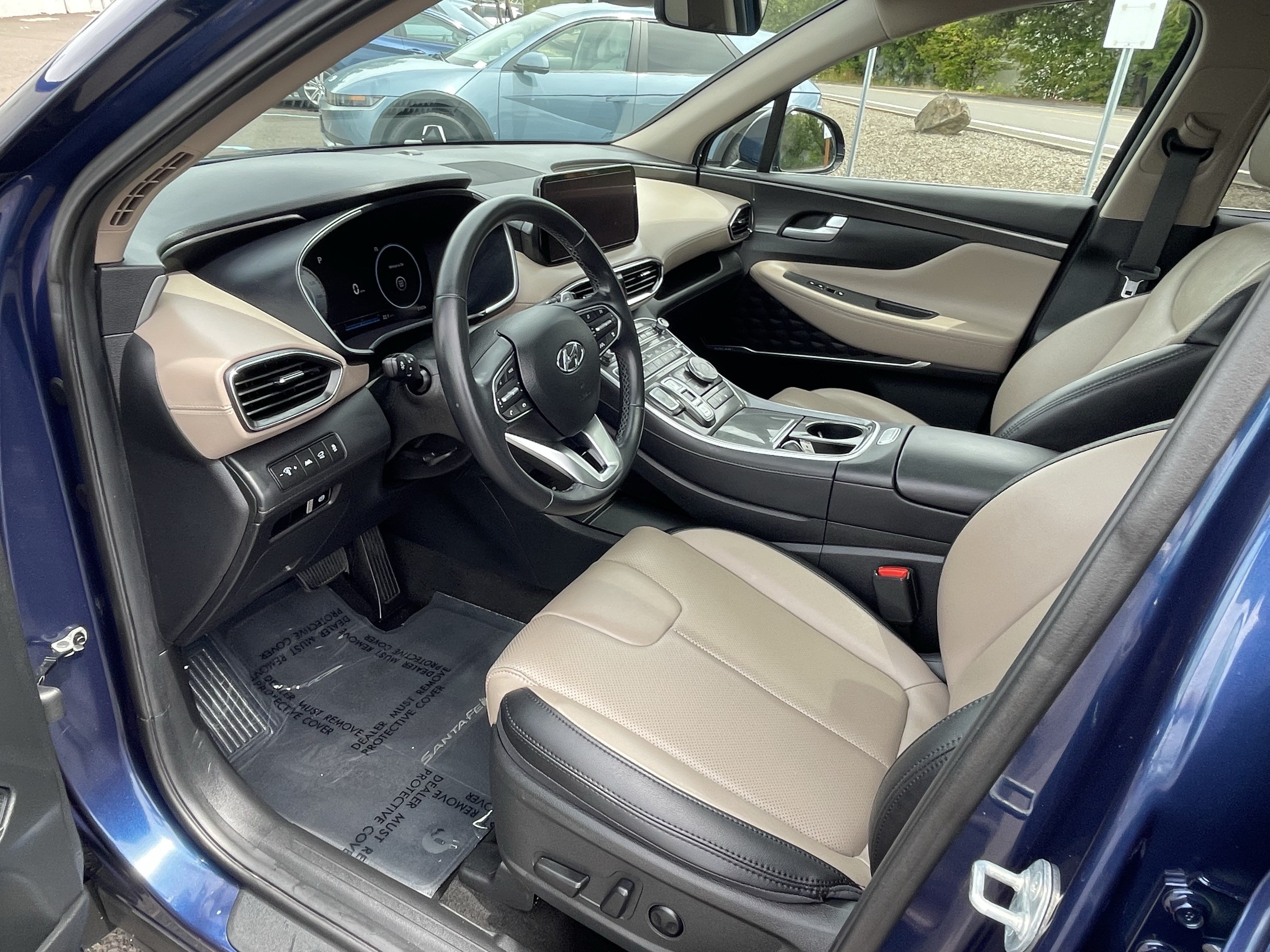 Certified 2023 Hyundai Santa Fe SEL w/ Premium Package AWD/4WD image 10