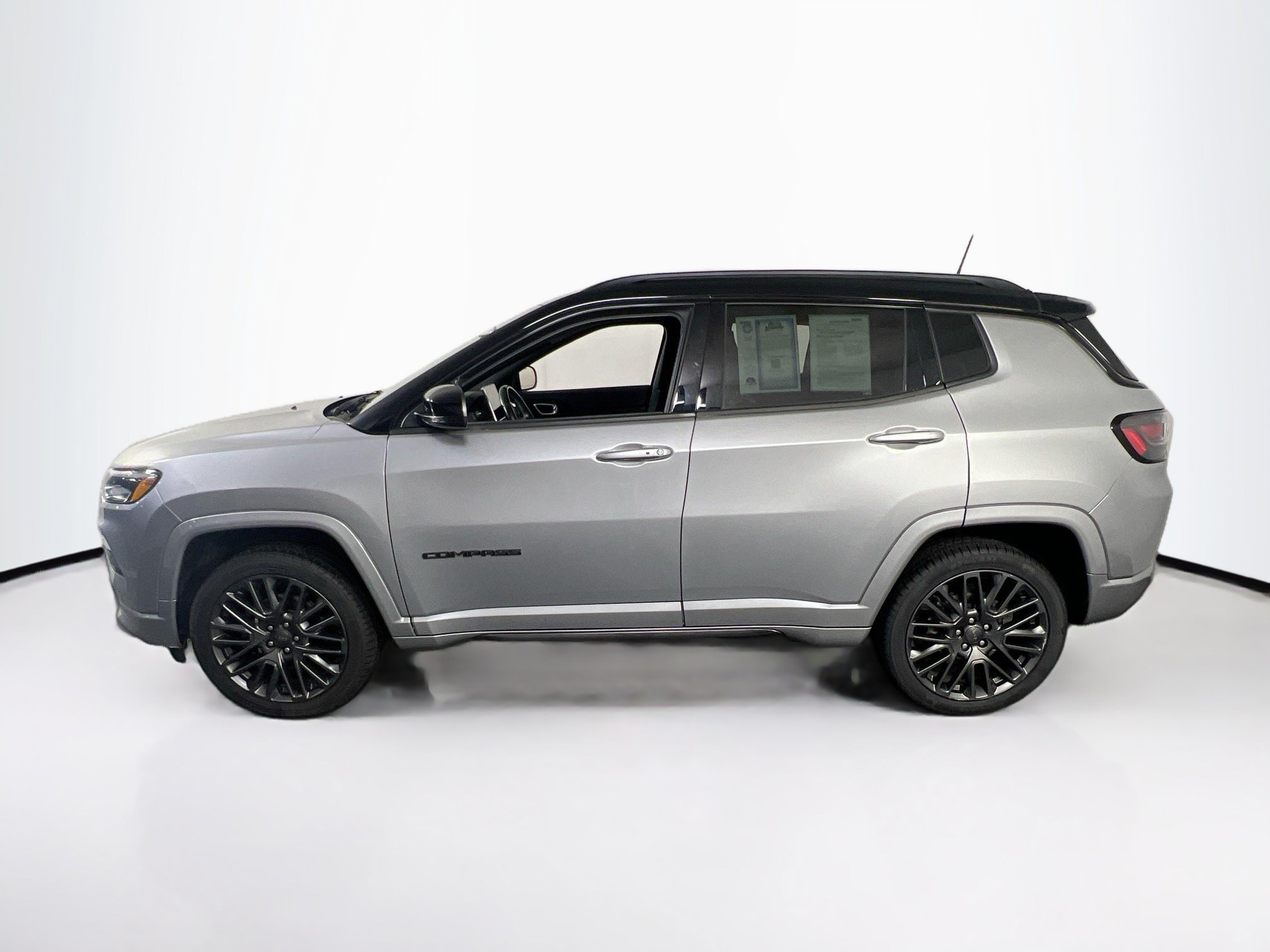 Used 2022 Jeep Compass High Altitude AWD/4WD image 8