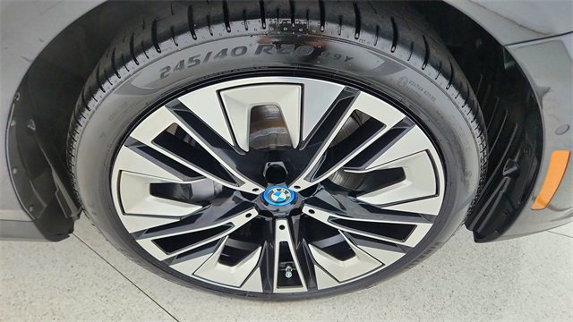 Used 2024 BMW i5 eDrive40i w/ Premium Package image 56