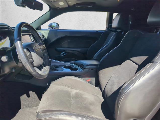 Used 2020 Dodge Challenger R/T w/ Plus Package image 16