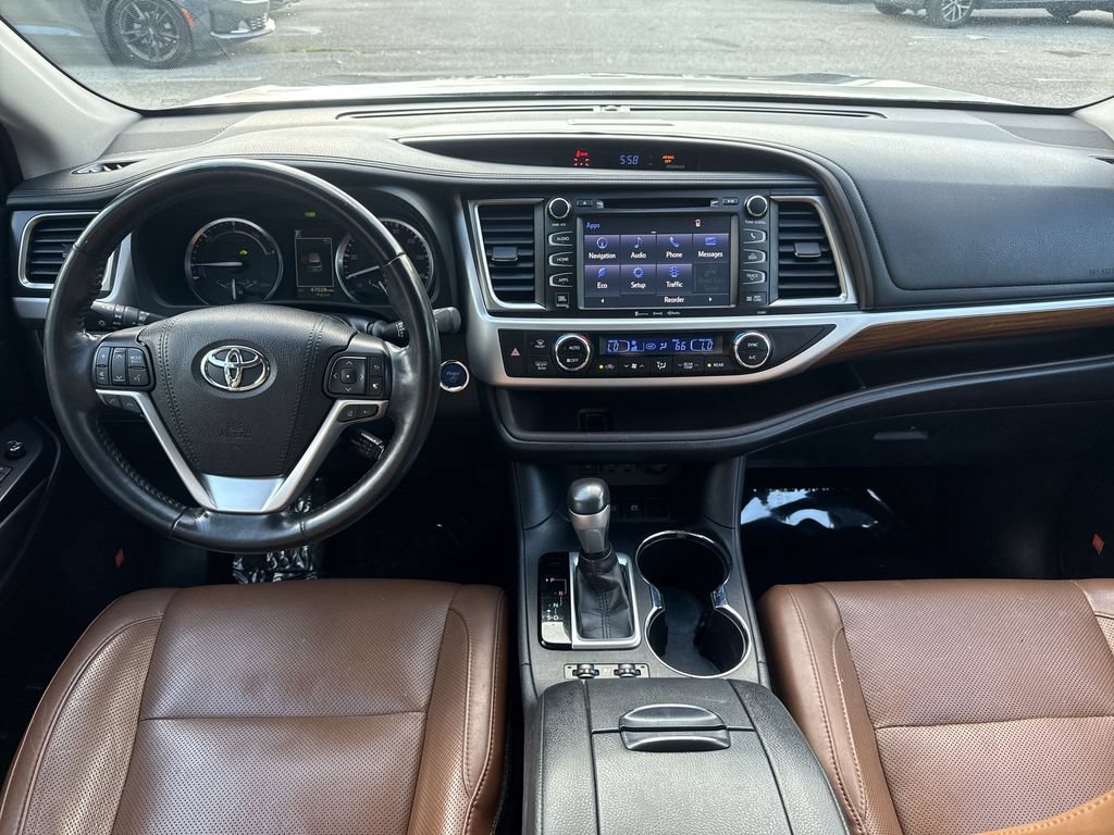 Used 2019 Toyota Highlander Limited Platinum AWD/4WD image 23