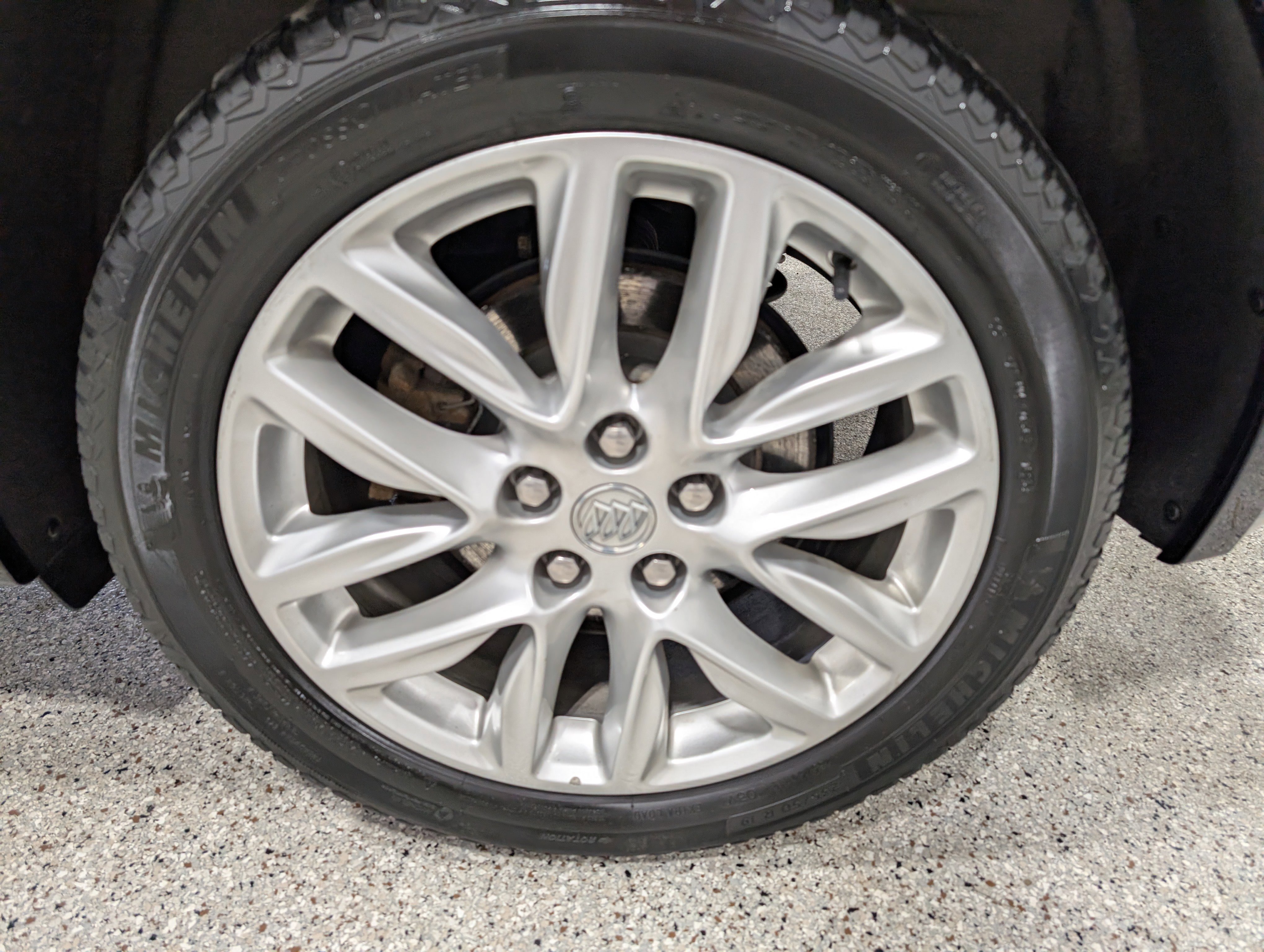 Used 2020 Buick Envision Premium w/ Driver Confidence Package image 10