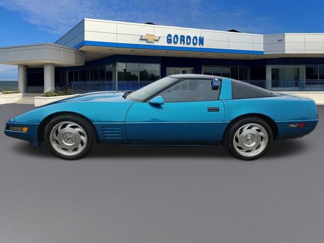 Used 1993 Chevrolet Corvette Coupe video 2