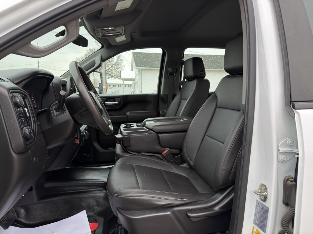 Used 2023 Chevrolet Silverado 2500 W/T w/ WT Fleet Convenience Package image 2