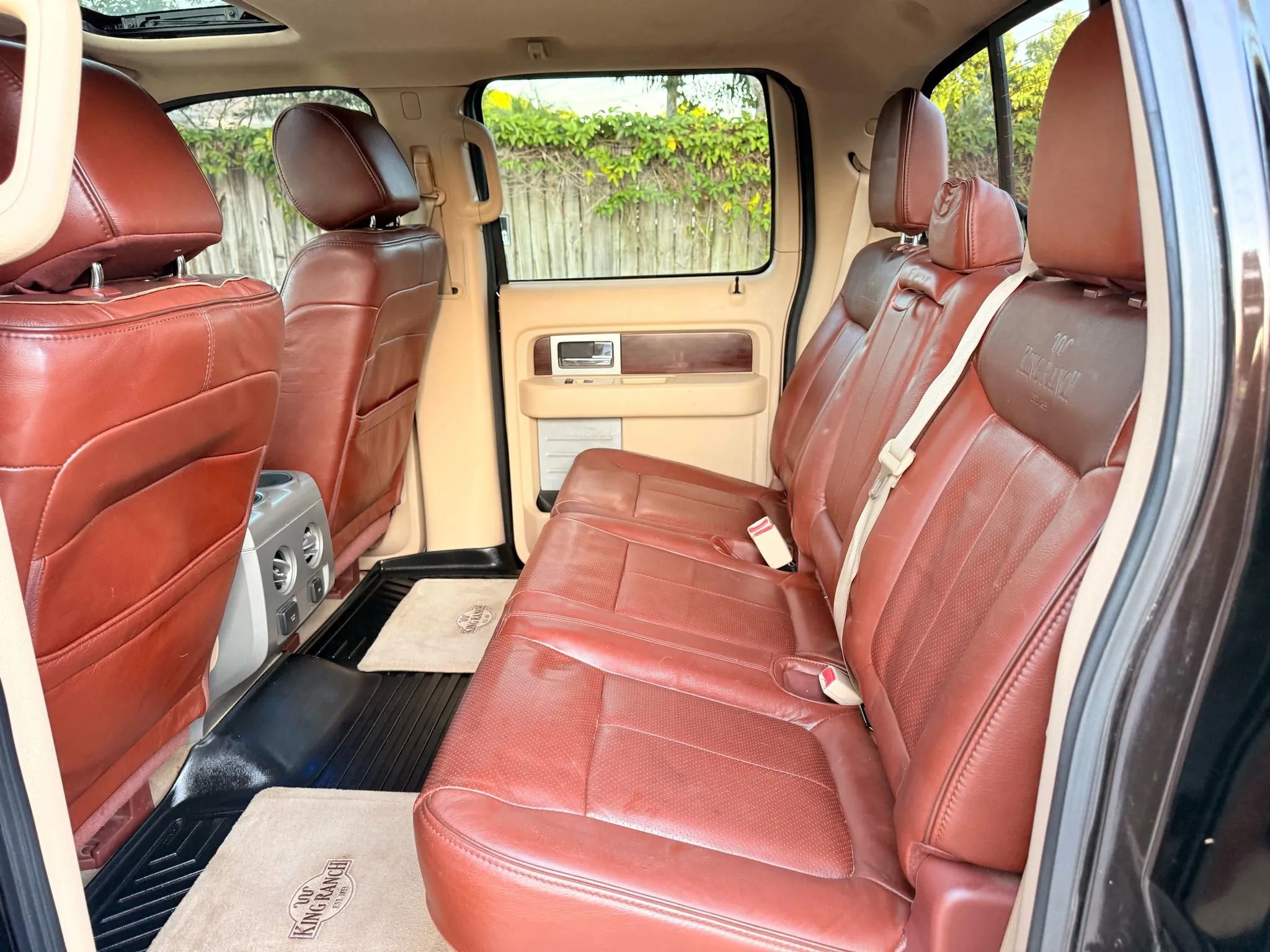 Used 2013 Ford F150 King Ranch w/ King Ranch Luxury Pkg image 13