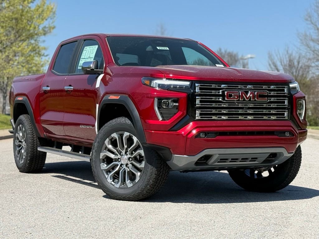 New 2026 GMC Canyon Denali image 2