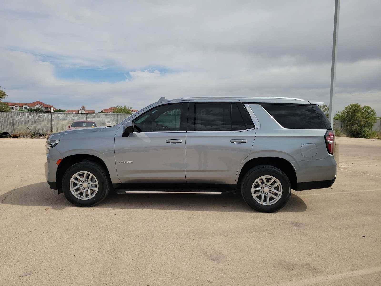 Used 2023 Chevrolet Tahoe LS RWD image 5