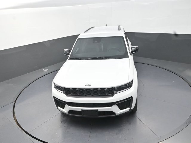 New 2026 Jeep Grand Cherokee Altitude AWD/4WD image 11
